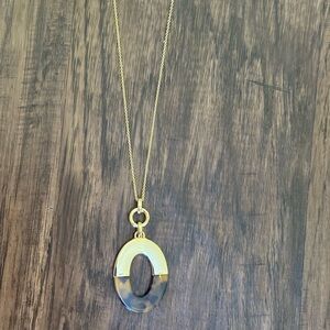 Ann Taylor Gold and tortoise Pendant Necklace